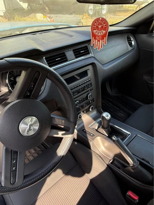 2011 Ford S197 Mustang - Image 7 of 10