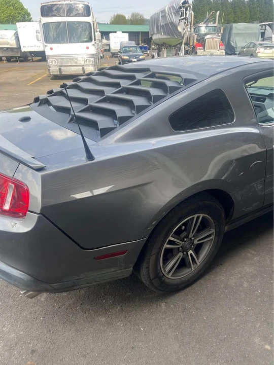 2011 Ford S197 Mustang - Image 3 of 7