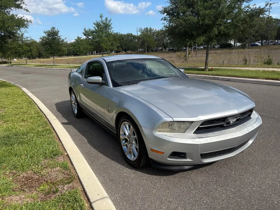 2011 Ford S197 Mustang - Image 6 of 13