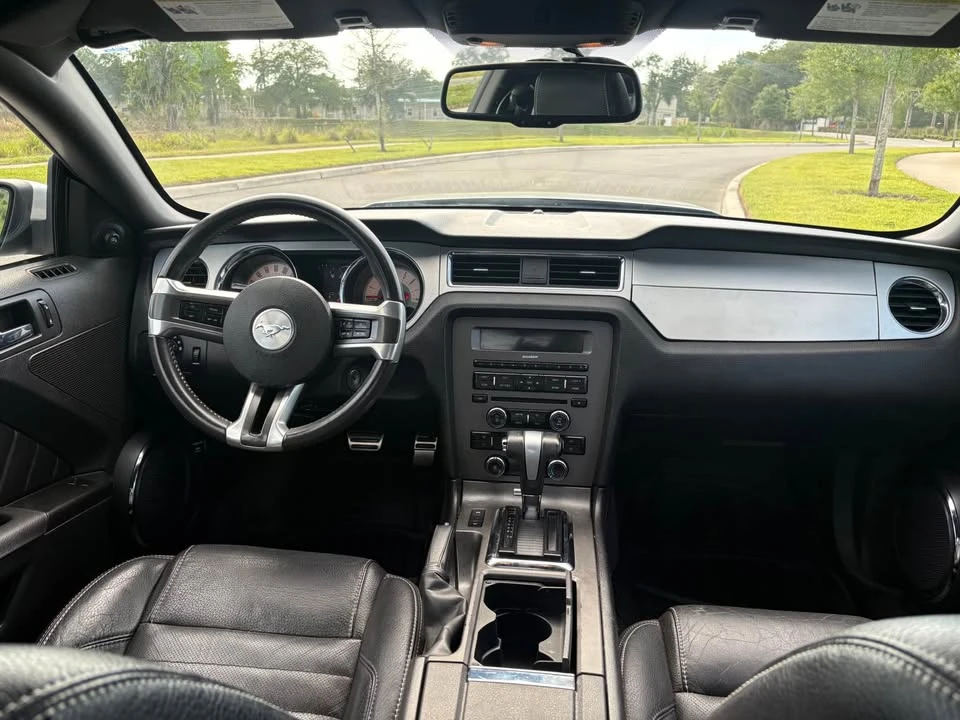 2011 Ford S197 Mustang - Image 2 of 13