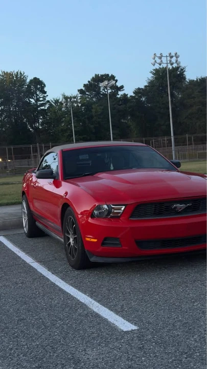 2011 Ford S197 Mustang - Image 3 of 4