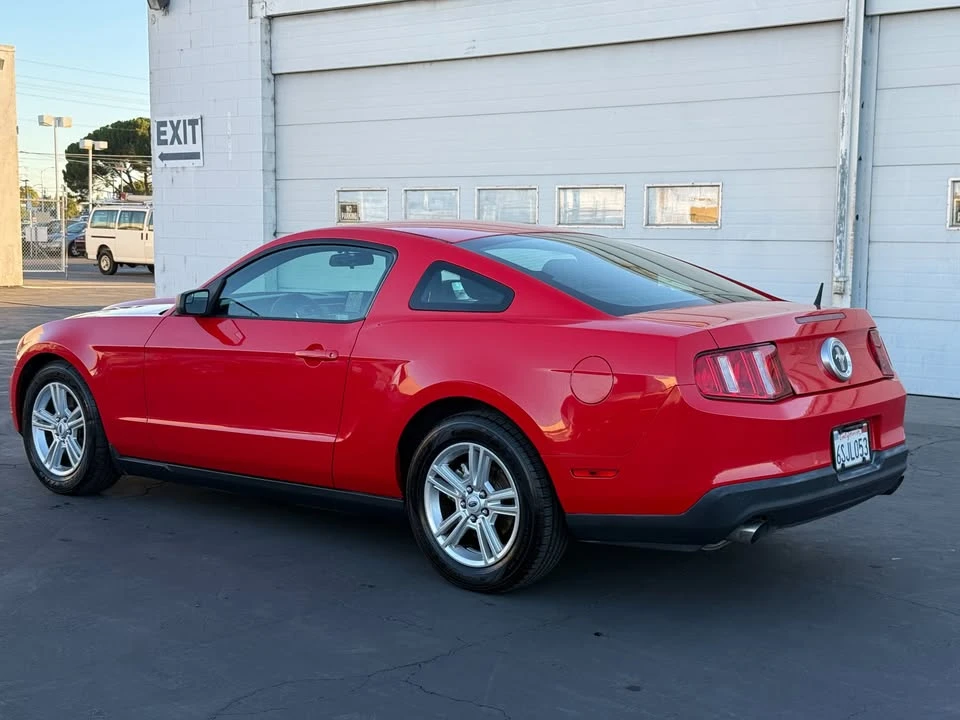 2011 Ford S197 Mustang - Image 6 of 13