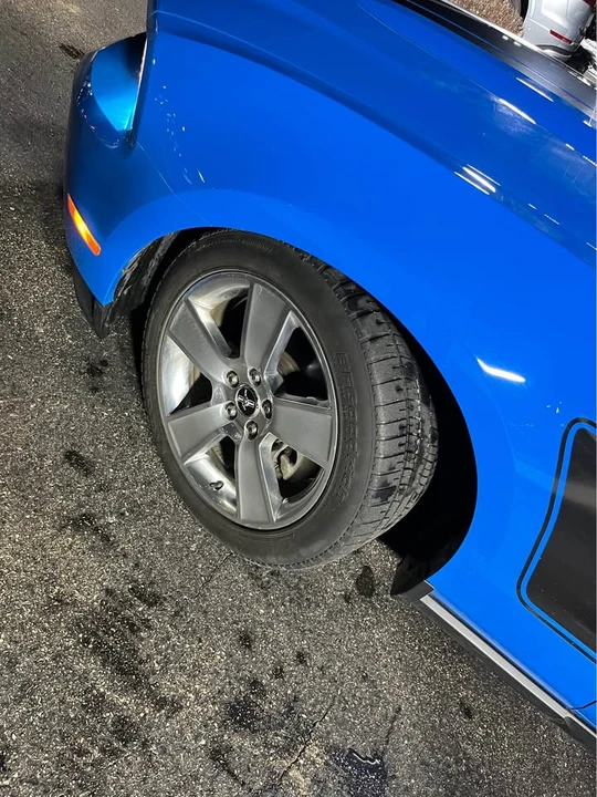 2011 Ford S197 Mustang - Image 5 of 9