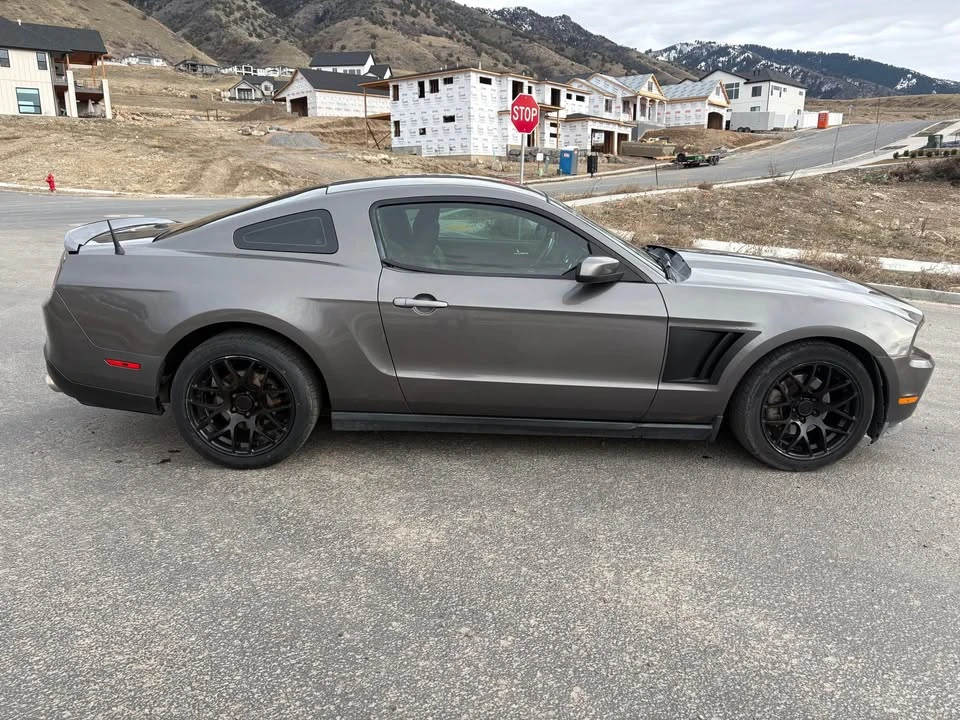 2011 Ford S197 Mustang - Image 3 of 6