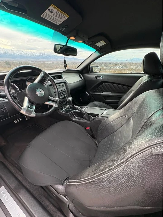 2011 Ford S197 Mustang - Image 4 of 6