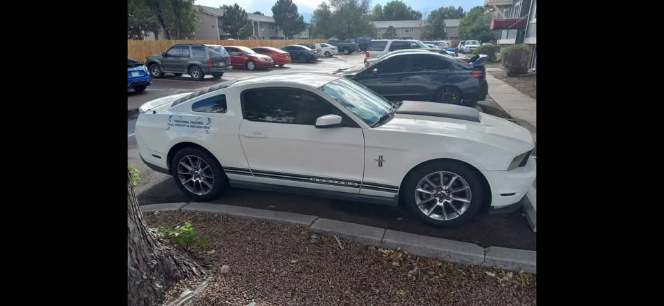 2011 Ford S197 Mustang - Image 3 of 3