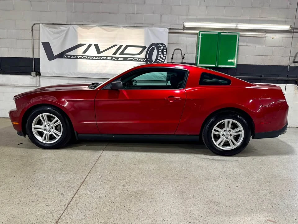 2011 Ford S197 Mustang - Image 10 of 20