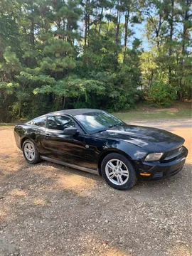 2011 Ford Mustang V6 Coupe 2D