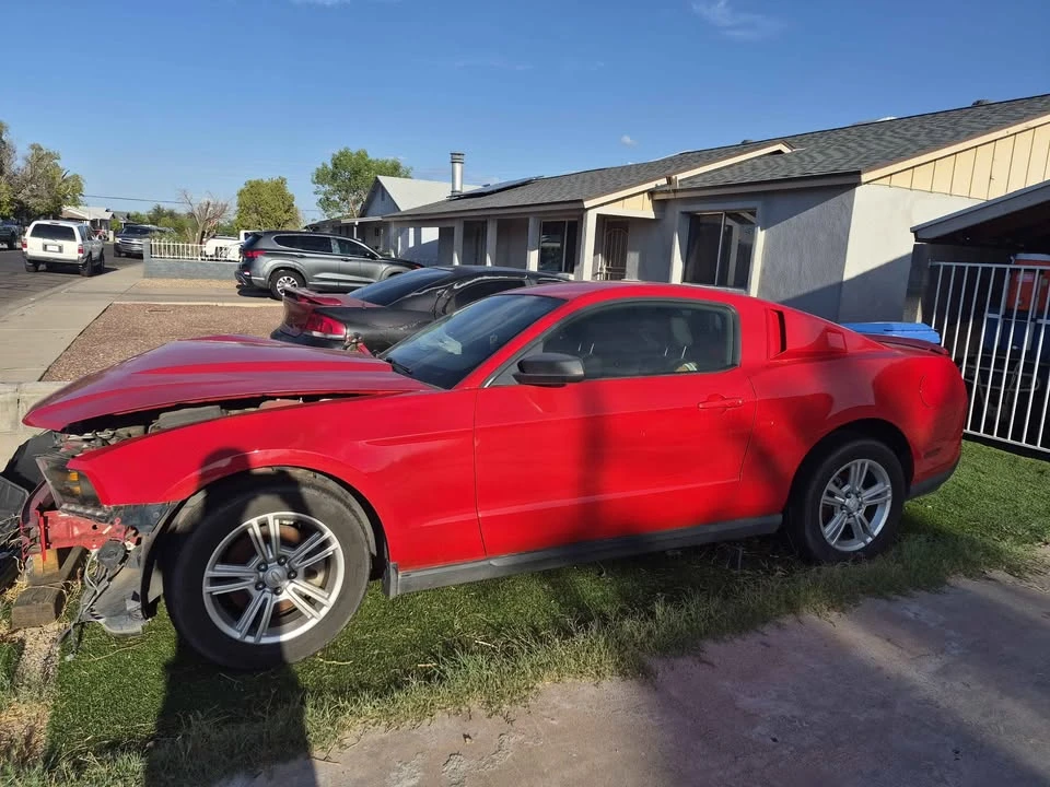 2011 Ford S197 Mustang - Image 3 of 3