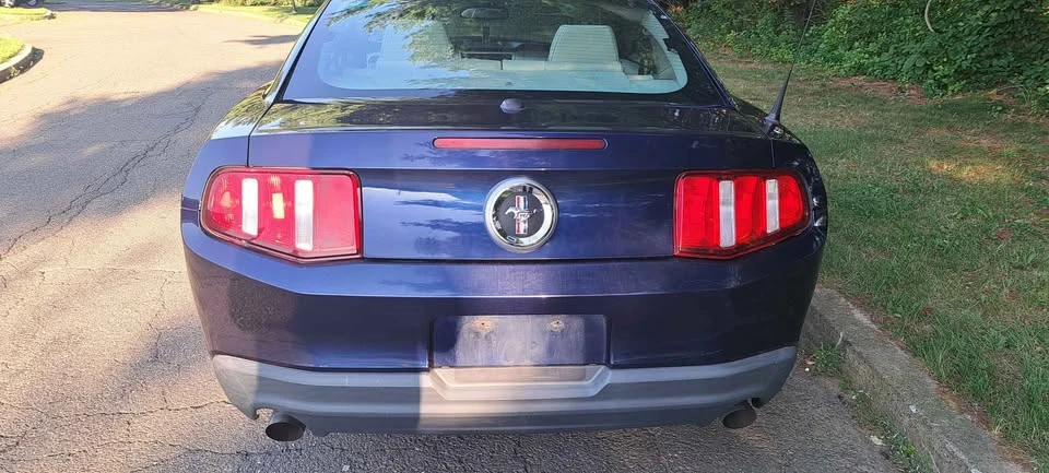 2011 Ford S197 Mustang - Image 4 of 20