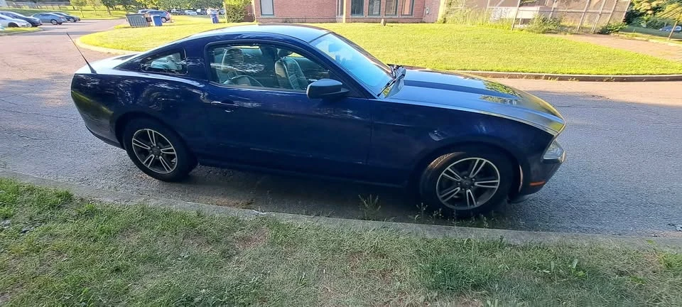 2011 Ford S197 Mustang - Image 8 of 20