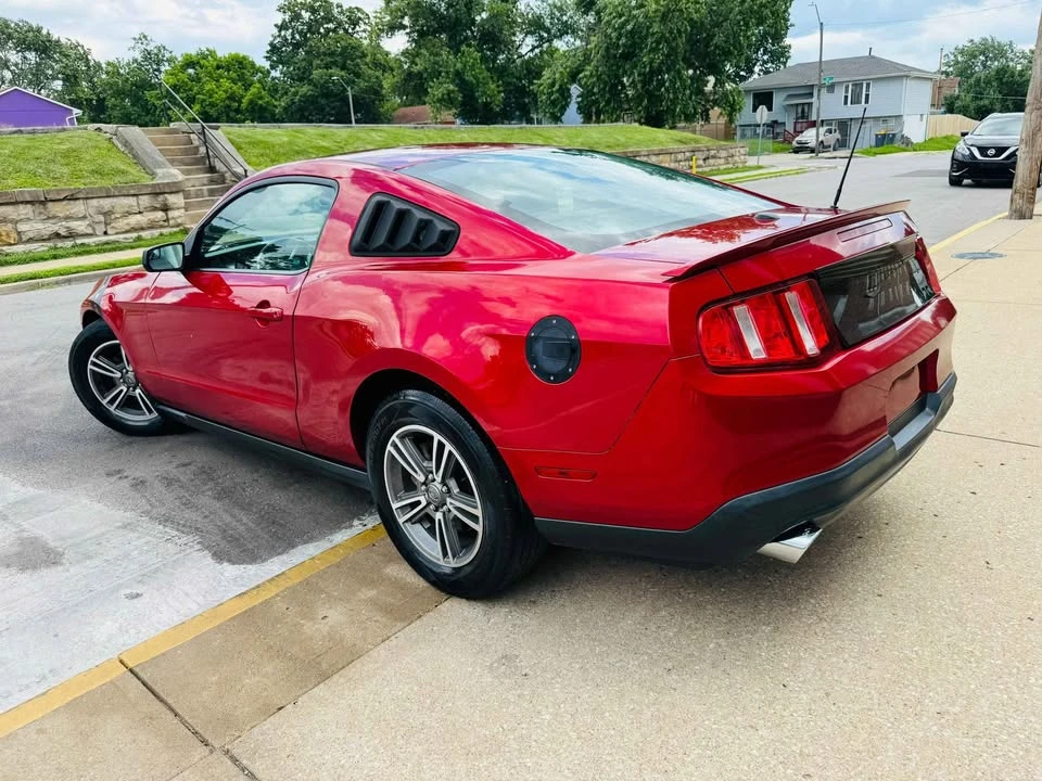 2011 Ford S197 Mustang - Image 3 of 16