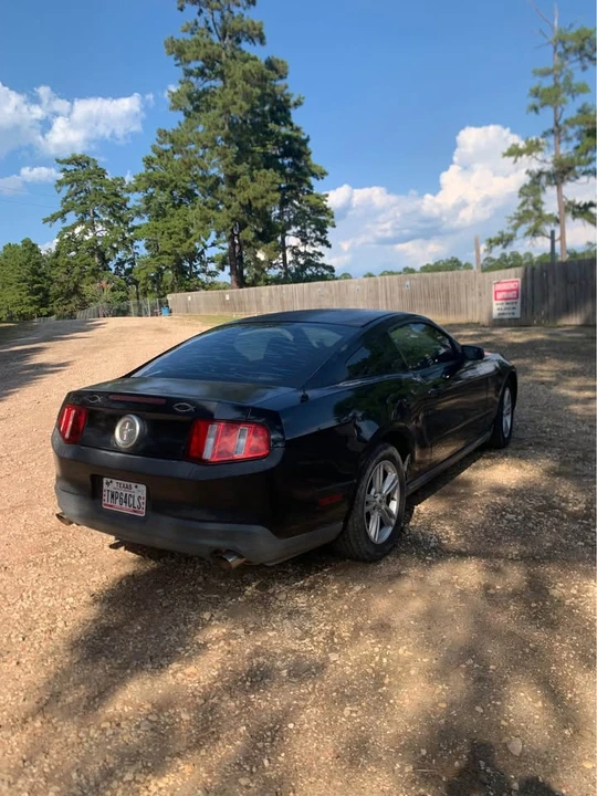 2011 Ford S197 Mustang - Image 3 of 6