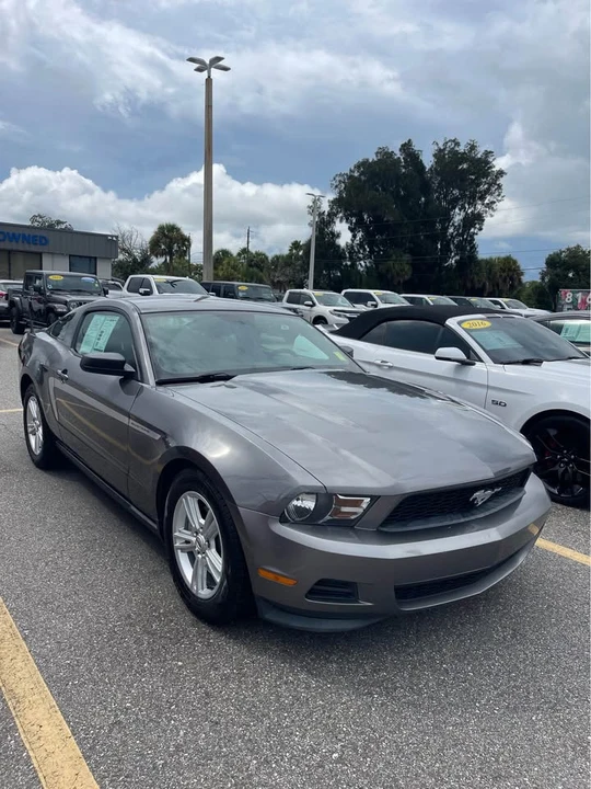 2011 Ford S197 Mustang - Image 2 of 6