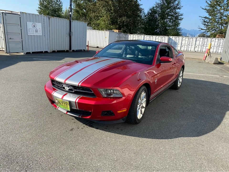 2011 Ford S197 Mustang - Image 2 of 7