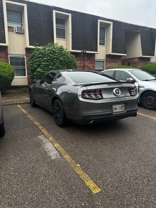 2011 Ford S197 Mustang - Image 6 of 8