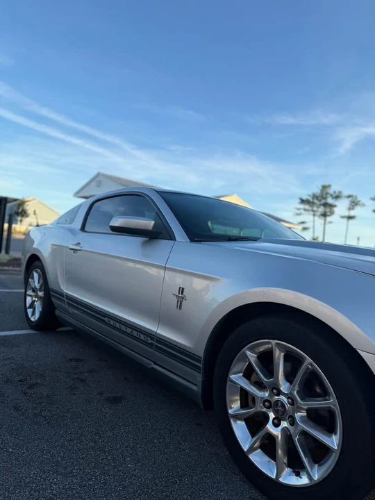 2011 Ford S197 Mustang - Image 4 of 15