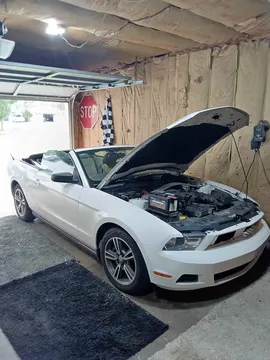 2011 Ford Mustang V6 Premium Convertible 2D