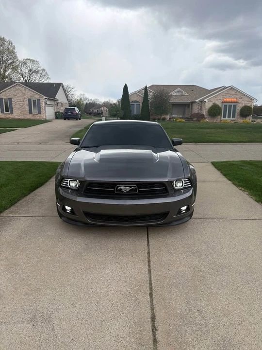2011 Ford S197 Mustang - Image 2 of 20