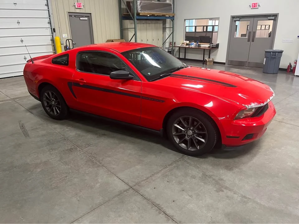 2011 Ford S197 Mustang - Image 3 of 10