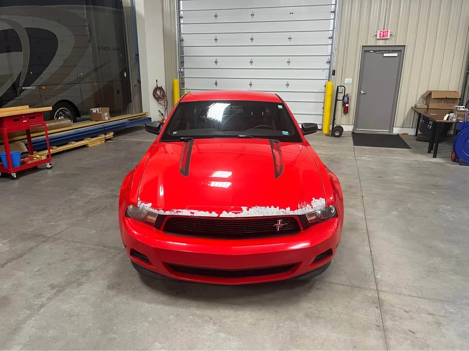 2011 Ford S197 Mustang - Image 2 of 10