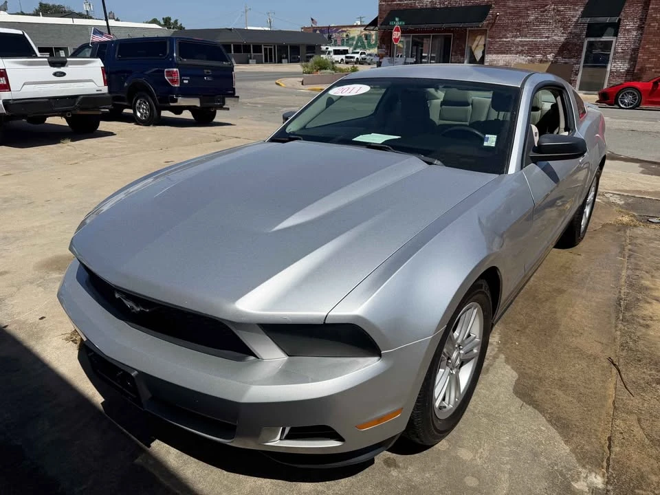 2011 Ford S197 Mustang - Image 5 of 6