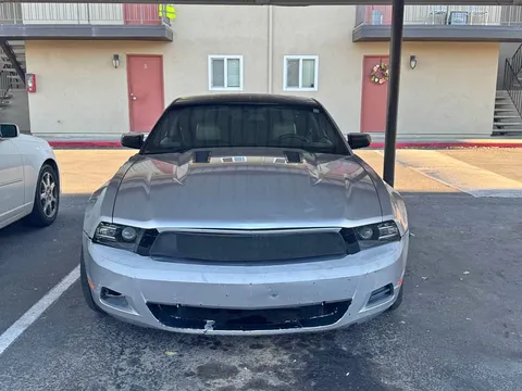 2011 Ford Mustang V6 Premium Coupe 2D