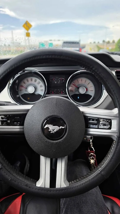 2011 Ford S197 Mustang - Image 3 of 13