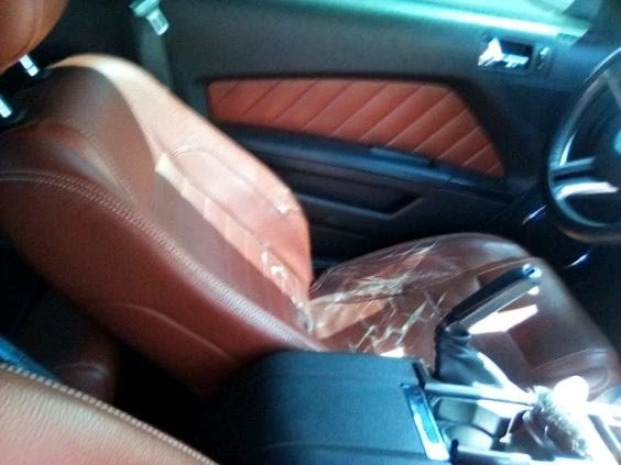 2011 Ford S197 Mustang - Image 7 of 10