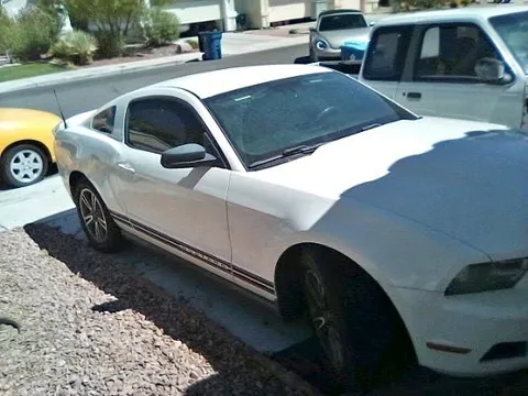 2011 Ford Mustang V6 Premium