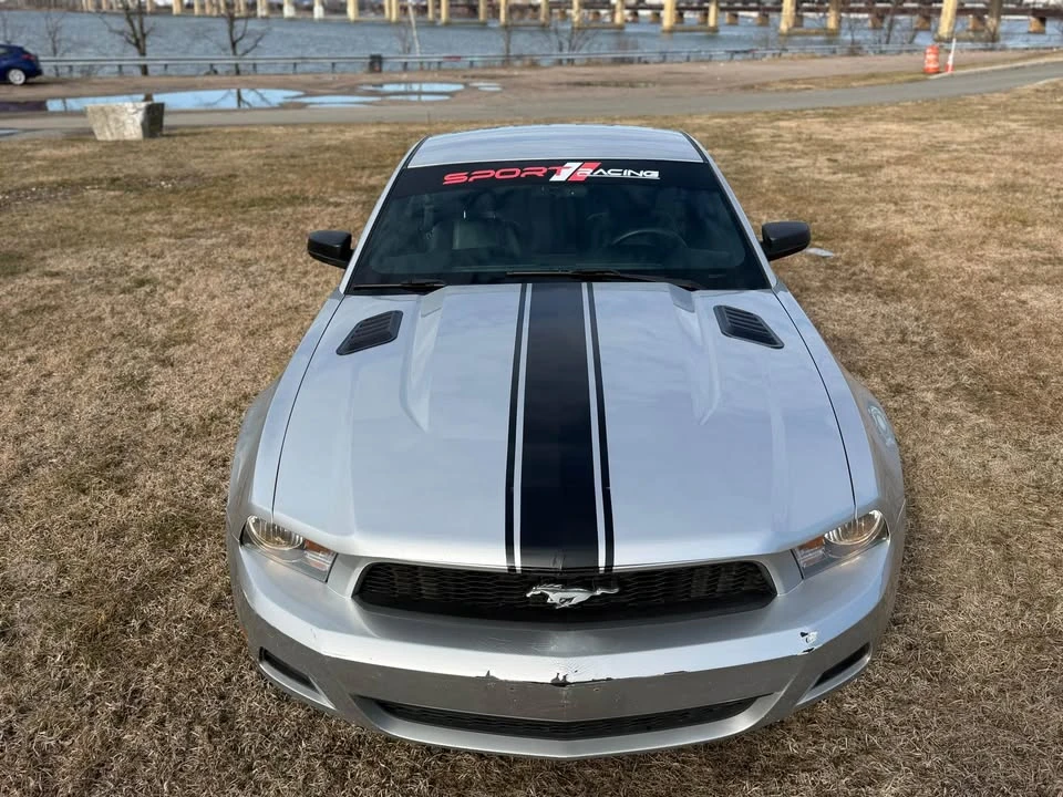 2011 Ford S197 Mustang - Image 2 of 14