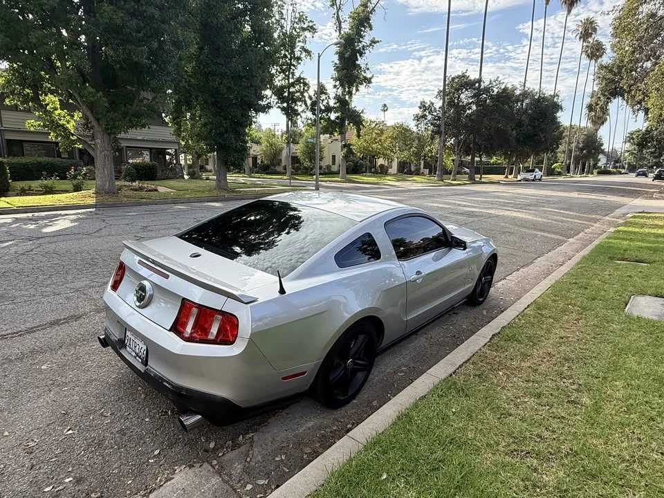 2011 Ford S197 Mustang GT - Image 5 of 10