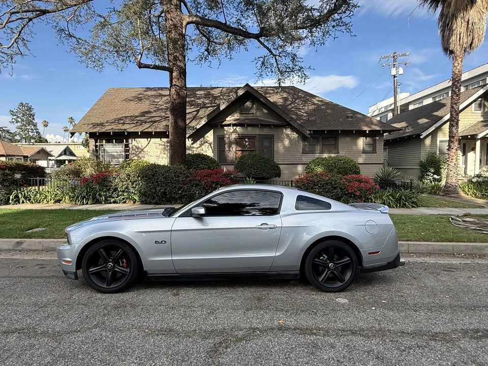 2011 Ford S197 Mustang GT - Image 2 of 10