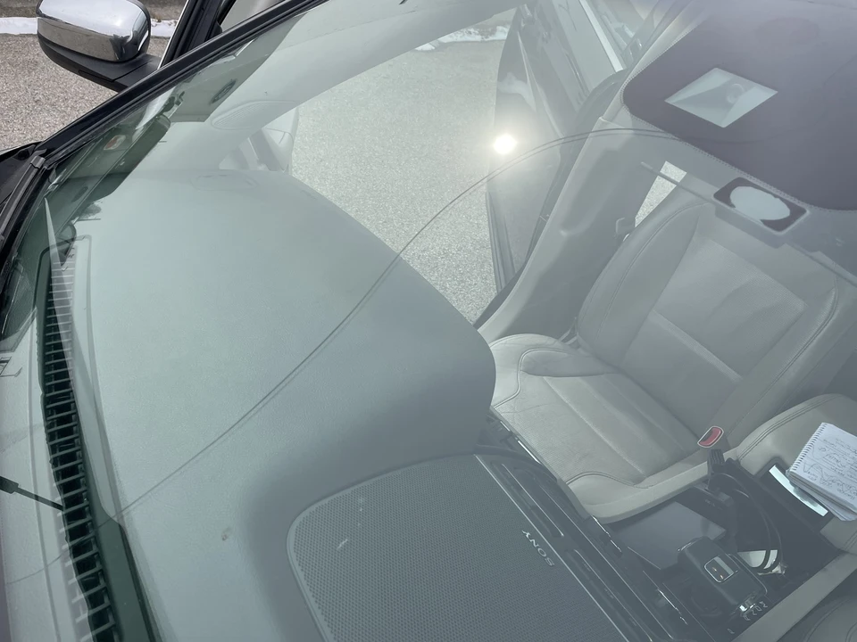 2011 Ford Taurus 5th Gen - Image 10 of 21
