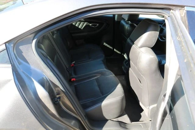 2011 Ford Taurus 6th Gen - Image 11 of 16