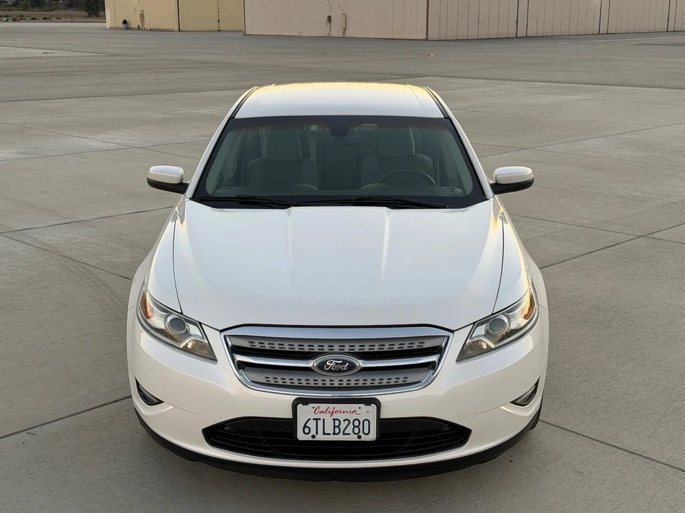 2011 Ford Taurus 5th Gen - Image 5 of 21