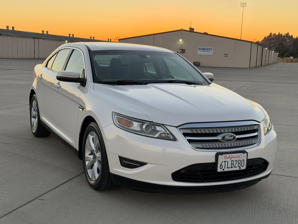 2011 Ford Taurus 5th Gen - Image 7 of 21