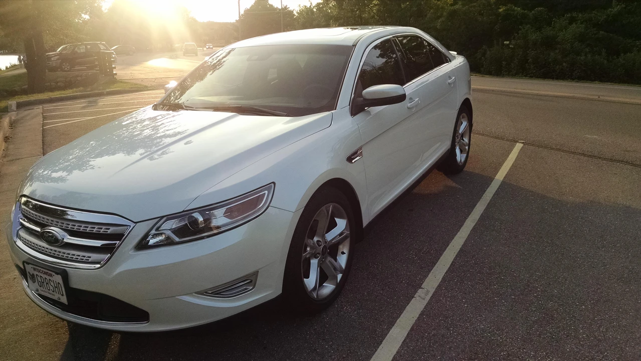 2011 Ford Taurus SHO 6th Gen - Image 8 of 31