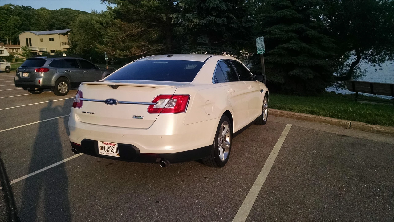 2011 Ford Taurus SHO 6th Gen - Image 12 of 31