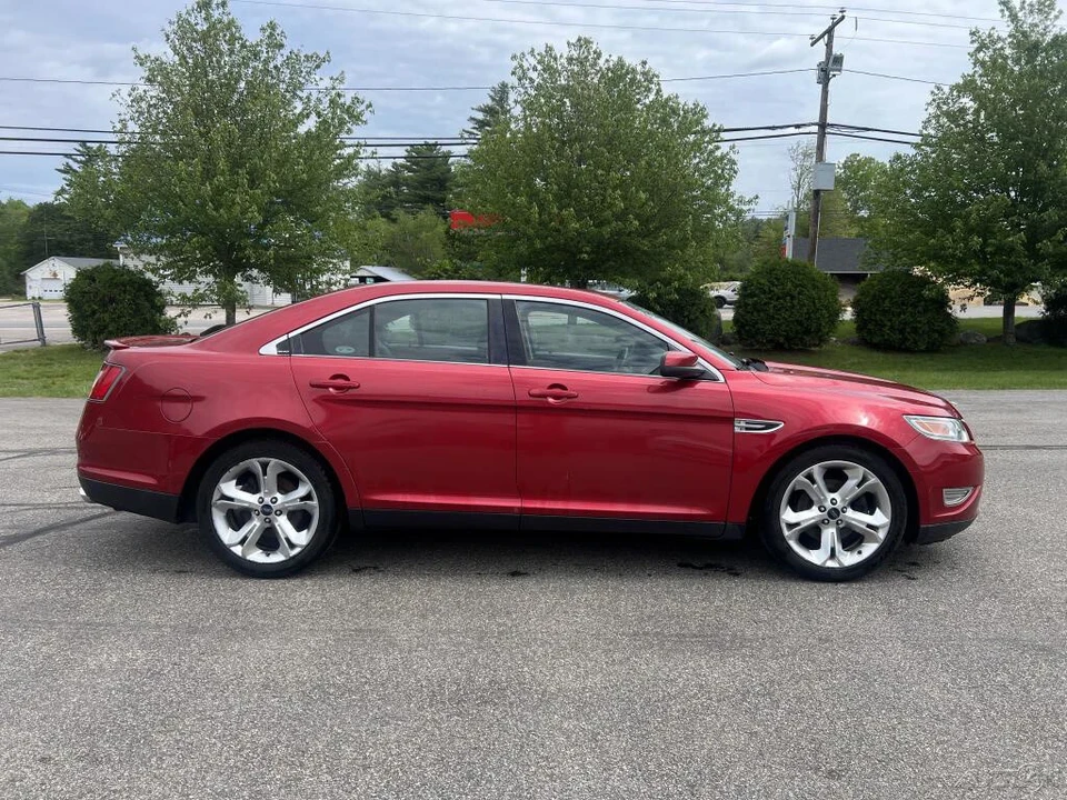 2011 Ford Taurus 5th Gen - Image 2 of 12
