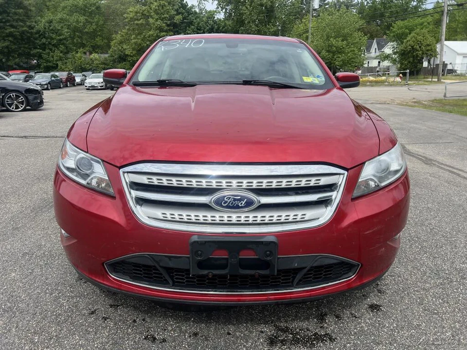 2011 Ford Taurus 5th Gen - Image 3 of 12