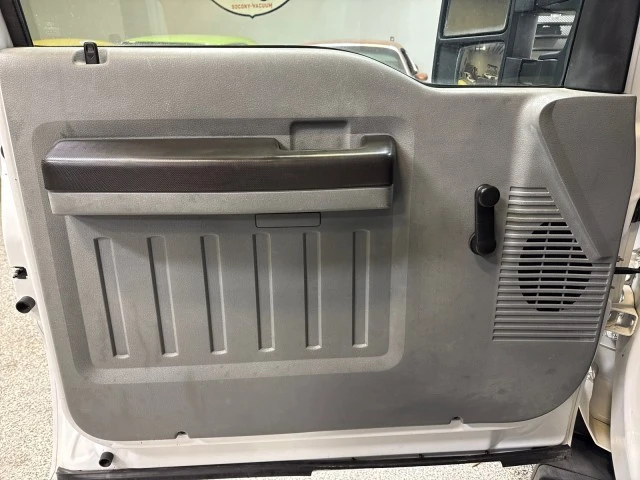 2011 Ford Super Duty 3rd Gen - Image 19 of 21