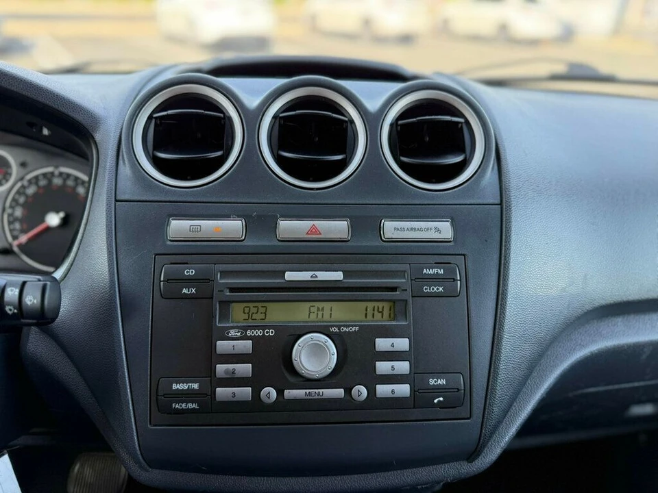 2011 Ford Transit Connect - Image 11 of 21