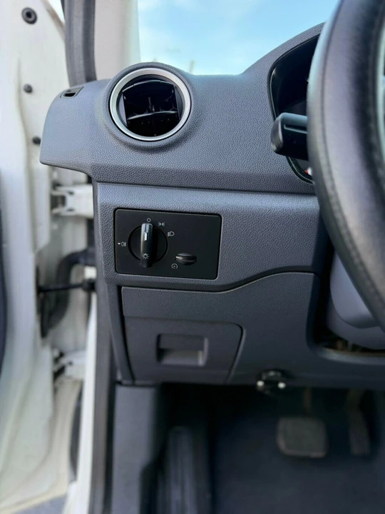 2011 Ford Transit Connect - Image 14 of 21