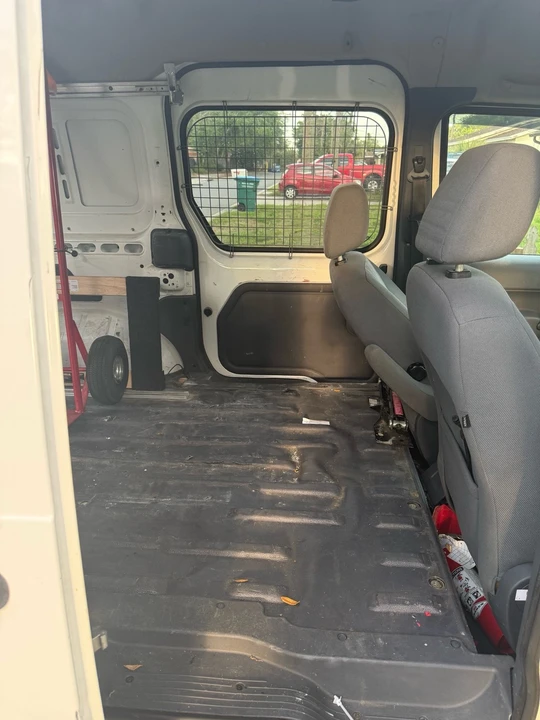 2011 Ford Transit Connect - Image 5 of 8