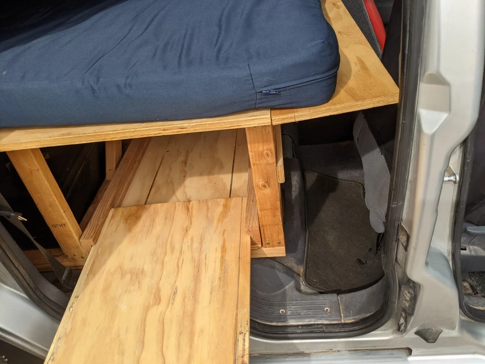 2011 Ford Transit Connect - Image 17 of 21