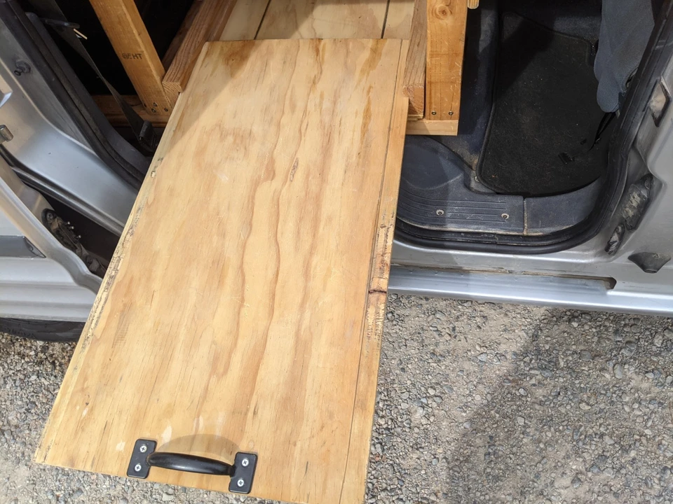 2011 Ford Transit Connect - Image 18 of 21