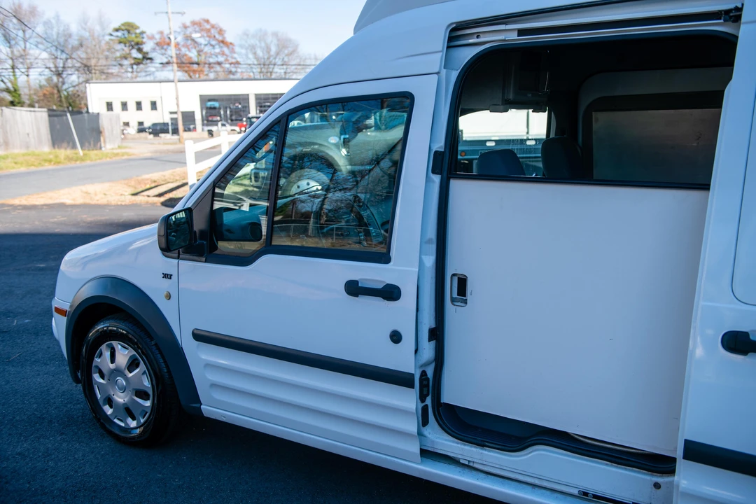 2011 Ford Transit Connect - Image 19 of 31