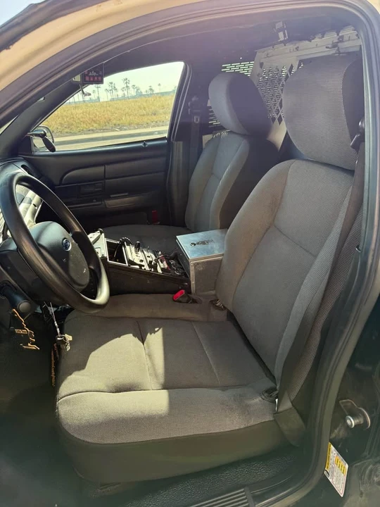 2011 Ford Crown Victoria - Image 8 of 10