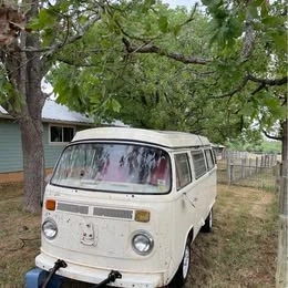 2011 Ford Econoline Van - Image 8 of 16